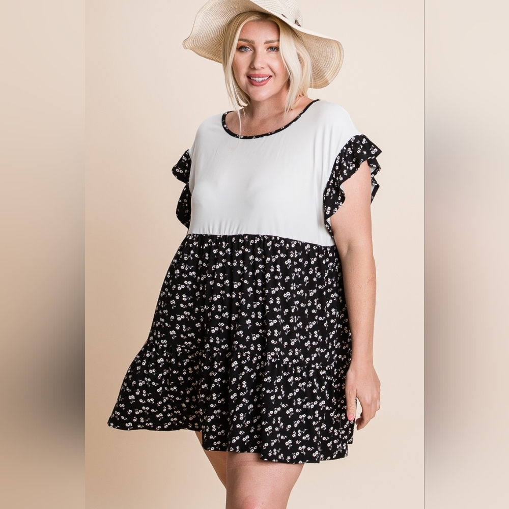 Oversized Black and White Color Block Floral Babydoll Mini Swing Dress